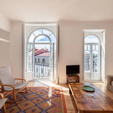 Apartman Flh Campolide Charming *